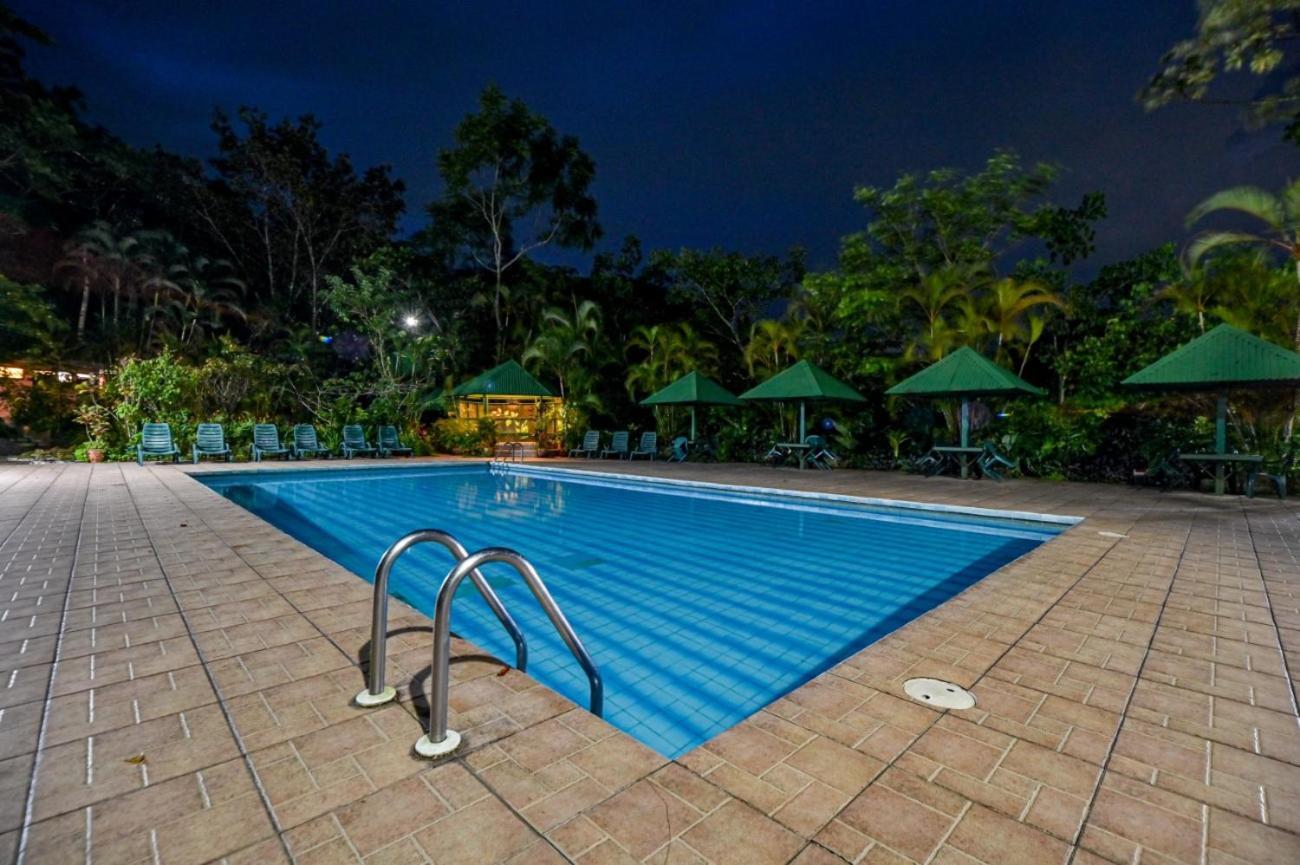 Lands In Love Hotel And Resort Colonia Palmareña Esterno foto